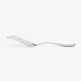 2. Classic ceramics kitchen ware